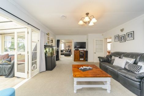 Photo of property in 1032 Kimbolton Road, Feilding, 4777