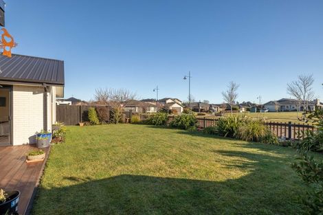 Photo of property in 33 Pegasus Main Street, Pegasus, 7612