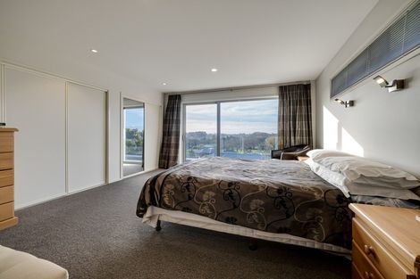 Photo of property in 10 Happy Home Road, Westmorland, Christchurch, 8025