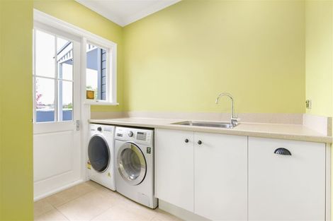 Photo of property in 134 River Road, Hamilton East, Hamilton, 3216