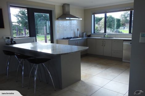 Photo of property in 339 Stoney Creek Road, Kelvin Grove, Palmerston North, 4470