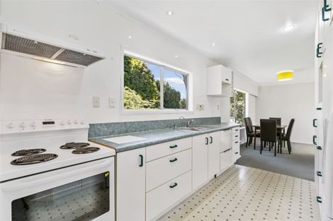 Photo of property in 70 Marlborough Avenue, Glenfield, Auckland, 0629