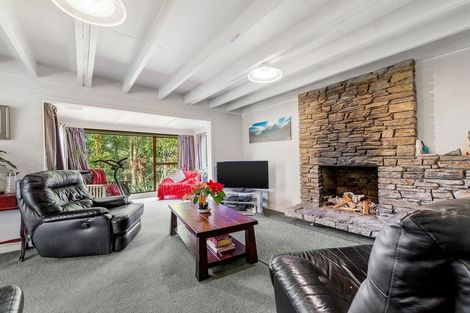 Photo of property in 44 Arawata Terrace, Sunshine Bay, Queenstown, 9300