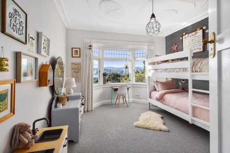 Photo of property in 74 Tio Tio Road, Seatoun, Wellington, 6022