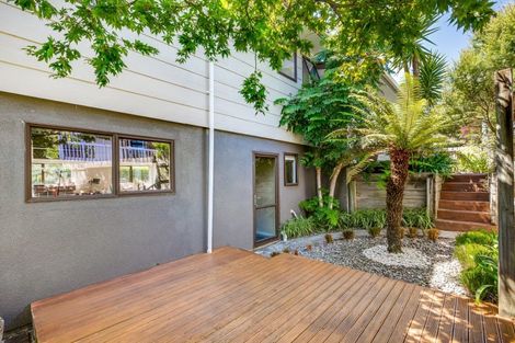 Photo of property in 61 Albatross Close, Whitby, Porirua, 5024