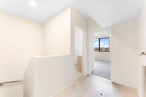 Photo of property in 4/11 Seymour Road, Sunnyvale, Auckland, 0612