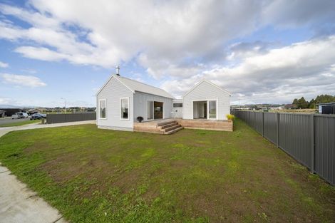 Photo of property in 78 Tukare Loop, Te Anau, 9600