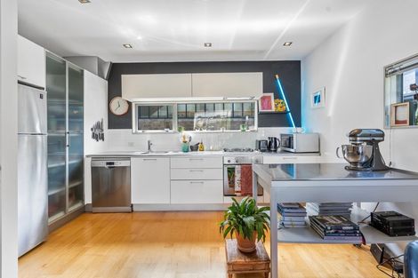 Photo of property in 9/24 Westmoreland Street West, Grey Lynn, Auckland, 1021