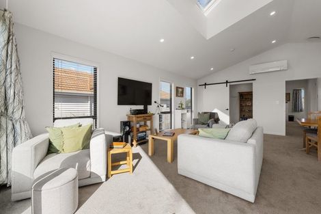 Photo of property in 86 Bridge Street, New Brighton, Christchurch, 8061