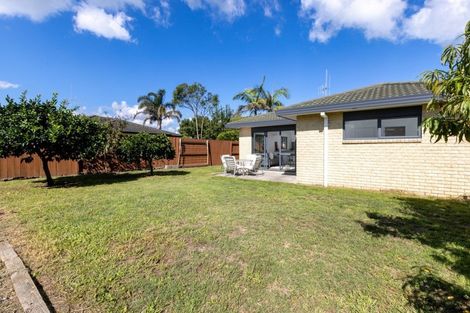 Photo of property in 5 Arabian Drive, Papamoa Beach, Papamoa, 3118