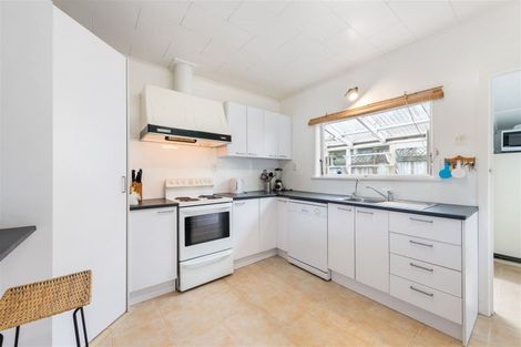 Photo of property in 3a Ambler Avenue, Glen Eden, Auckland, 0602