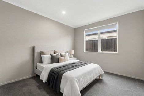 Photo of property in 10 Empire Crescent, Papamoa, 3118