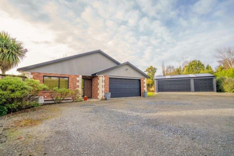 Photo of property in 61 Dunns Road, Otatara, Invercargill, 9879