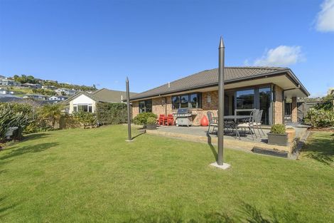 Photo of property in 142 Oteki Park Drive, Welcome Bay, Tauranga, 3112