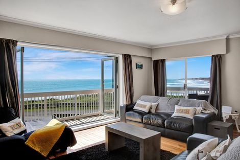 Photo of property in 1 Tiromoana Crescent, Bell Block, New Plymouth, 4312