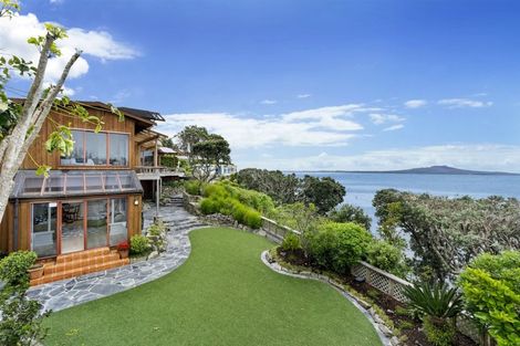 Photo of property in 1/3 Beach Road, Northcote Point, Auckland, 0627