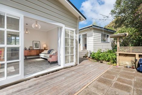 Photo of property in 55 Rhine Street, Island Bay, Wellington, 6023