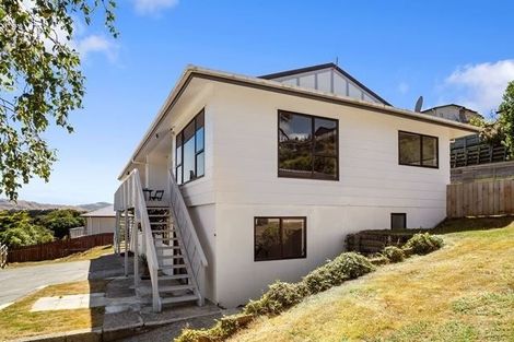 Photo of property in 49b Albatross Close, Whitby, Porirua, 5024
