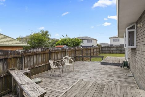 Photo of property in 32 Wellington Street, Pukekohe, 2120