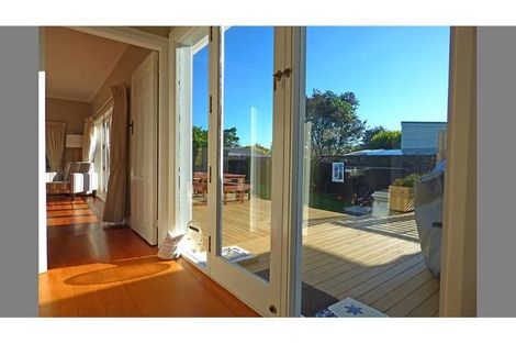 Photo of property in 30 Kitchener Road, Sandringham, Auckland, 1025