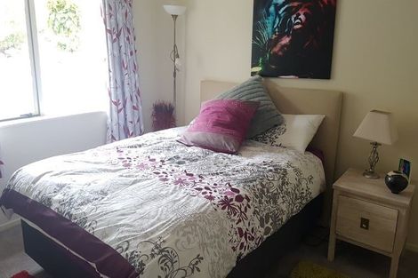 Photo of property in 27 Villa Grove, Paraparaumu, 5032