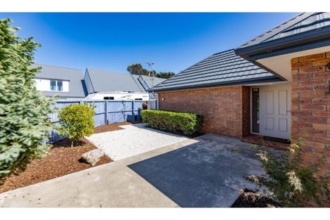 Photo of property in 70a Jervois Street, New Brighton, Christchurch, 8061