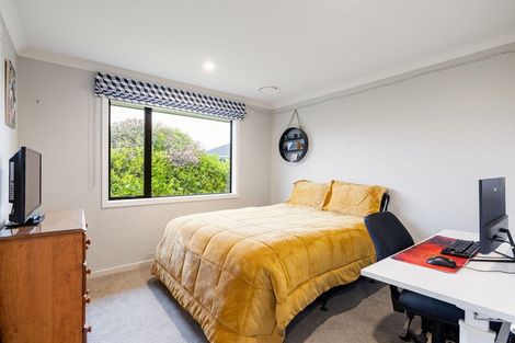 Photo of property in 17 Alan Livingston Drive, Cambridge, 3434