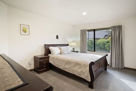 Photo of property in 14 Fieldmoor Place, Parklands, Christchurch, 8083