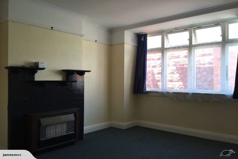 Photo of property in 2/60 Brougham Street, Mount Victoria, Wellington, 6011