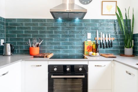 Photo of property in 42 Weka Street, Miramar, Wellington, 6022