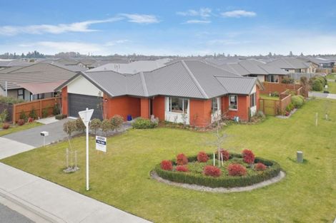 Photo of property in 17 Galatos Street, Rangiora, 7400