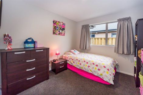 Photo of property in 37 Beechwood Drive, Northwood, Christchurch, 8051