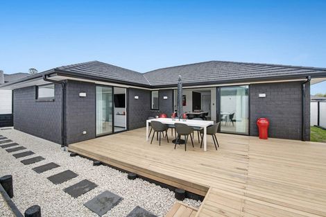 Photo of property in 23 Urumaraki Avenue, Helensville, 0800