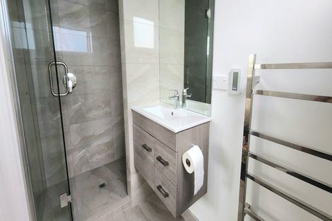 Photo of property in 33 Petherick Crescent, Johnsonville, Wellington, 6037