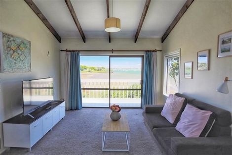 Photo of property in 2/4 Arkley Avenue, Farm Cove, Auckland, 2012