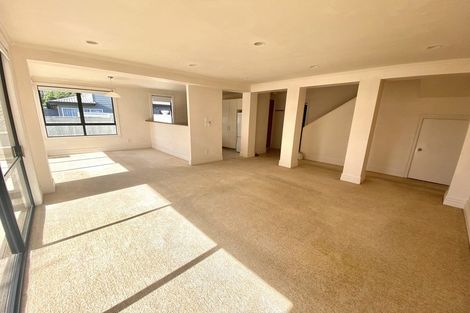 Photo of property in 2/96 Saint Johns Road, Saint Johns, Auckland, 1072