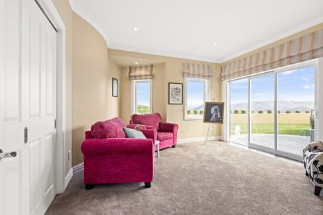 Photo of property in 91 Eskridge Drive, Eskdale, Napier, 4182