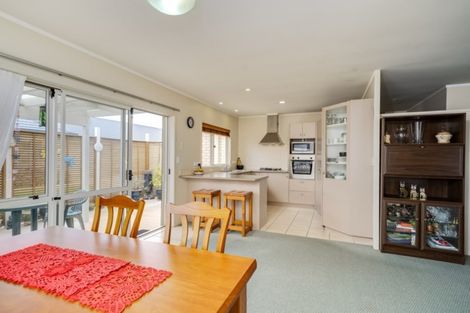 Photo of property in Diamond Sands, 4/644 Grenada Street, Papamoa Beach, Papamoa, 3118