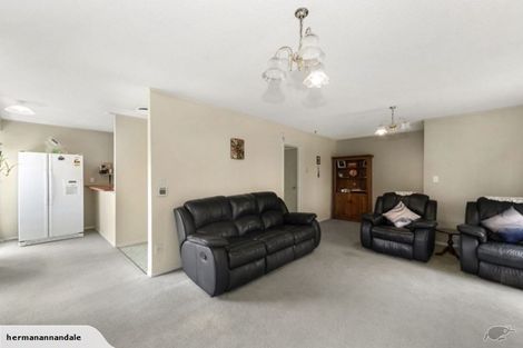 Photo of property in 16 Olwyn Green, Dinsdale, Hamilton, 3204