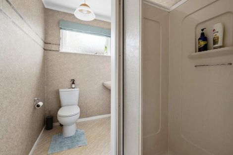 Photo of property in 7 Kowhai Avenue, Ebdentown, Upper Hutt, 5018