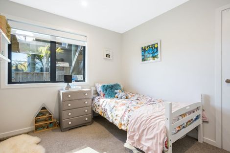 Photo of property in 158b Kahu Road, Paremata, Porirua, 5024