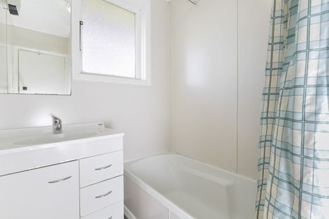 Photo of property in 20 Anderson Road, Waiwera South, Clinton, 9584