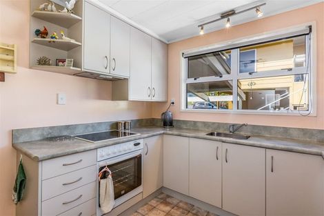 Photo of property in 62 Huanui Street, Ranui, Porirua, 5024