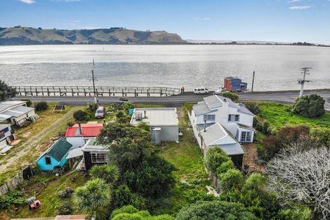Photo of property in 750 Harington Point Road, Otakou, Dunedin, 9077