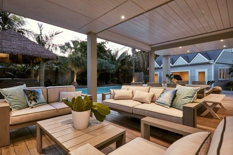 Photo of property in 12 Lysnar Street, Okitu, Gisborne, 4010