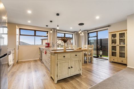 Photo of property in 6 Waimiri Road, Glenbrook, Waiuku, 2681