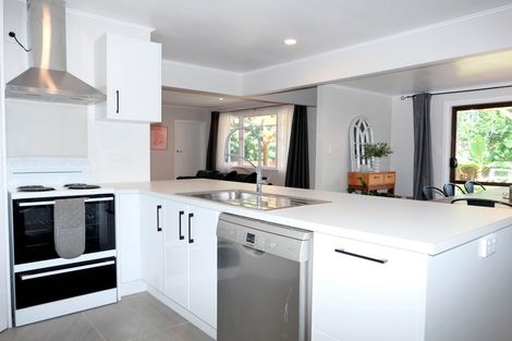 Photo of property in 25 Winton Street, Paraparaumu Beach, Paraparaumu, 5032