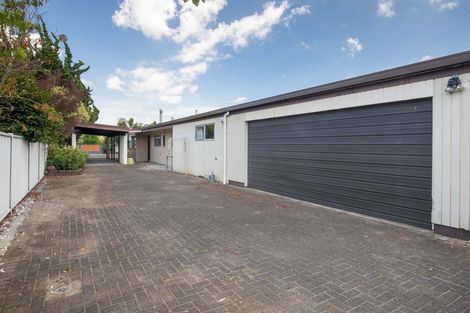 Photo of property in 28 Iles Road, Lynmore, Rotorua, 3010