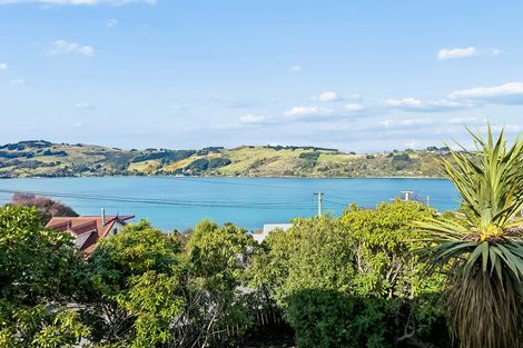 Photo of property in 17 Junction Road, Ravensbourne, Dunedin, 9022