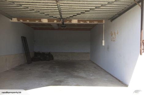 Photo of property in 25b Wattle Grove, Maungaraki, Lower Hutt, 5010